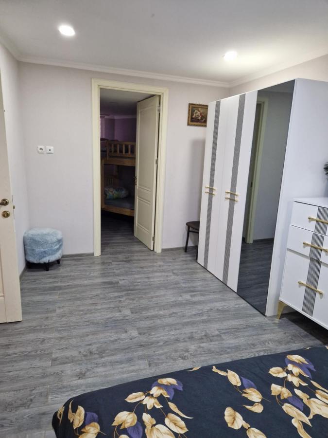 Larisa Apartment 트빌리시 외부 사진